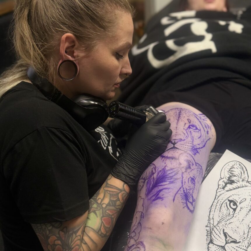 Sabine, tatov&oslash;r hos House Of Body Art